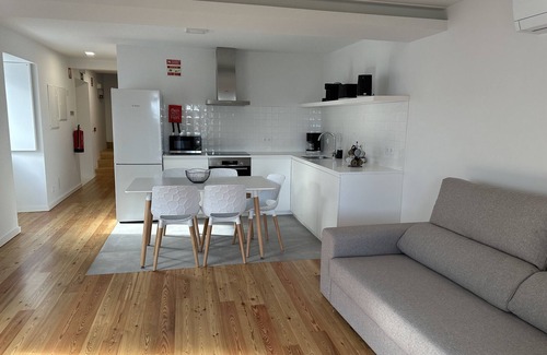 Santo Antonio House | Casa João de Oliveira, Condomínio Privado com Piscina Infinita e Vista mar