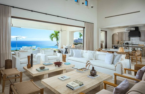 Palmilla Villa | Casa Katrina: Sophisticated Hilltop Retreat, Stunning Ocean Views, Infinity Pool, Palmilla Luxury