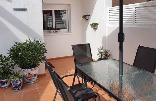 Alhama de Murcia Apartment | "CASA KING" 3 Bedroom ground floor apartment Sleeps 6