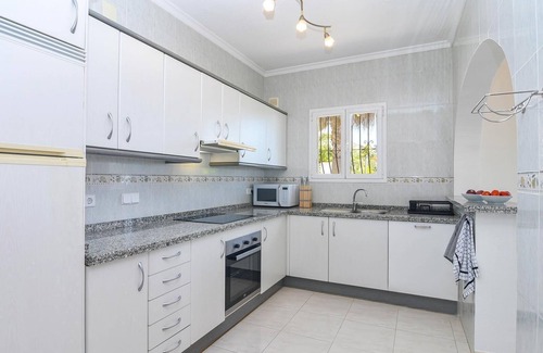 Cumbre del Sol Villa | Casa La Perla: Villa with Sea View, Pool, Balcony, A/C & Wi-Fi