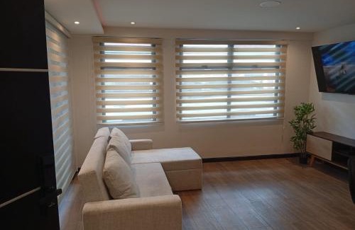 Canaribamba Apartment | Casa Larrea