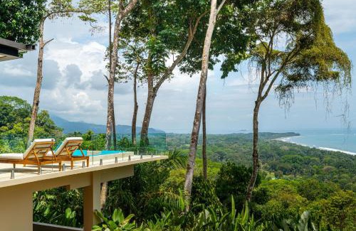 Ballena Villa | Casa LaVista - by Pura Villas