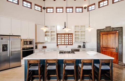 Tamarindo House | Casa Libelula, this tranquil heaven offers direct beach access.