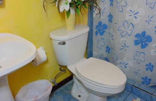 Pavas Bed & Breakfast | Casa Lima B&B Standard Room #3 (With Free Breakfast)