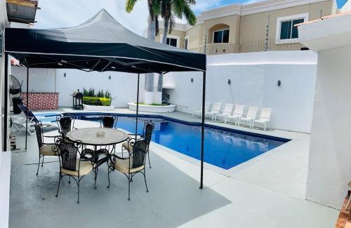 Lomas de Mazatlan House | Casa Lomas en Zona Dorada, 5 minutos de la playa