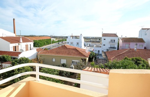 Tavira Apartment | Casa Lomila BelaVista - Roof Terrace & 2 Balconies
