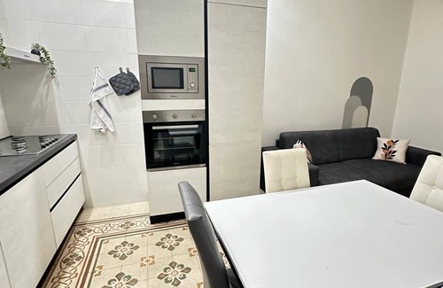 Municipio 2 Bed & Breakfast | Casa Lorì , Accogliente B&B a Bari a Pochi Passi dal Centro Storico