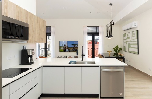 Casco Viejo Apartment | ★ Casa Lourdes - The Grand Penthouse