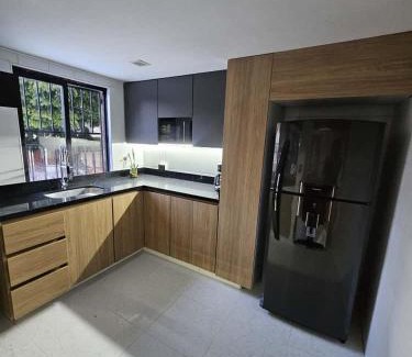 La America House | Casa luz