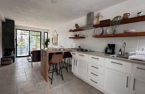 Zacatlan Apartment | Casa Madera 2B Estancia a la orilla de la Barranca los Jilgueros.Espectacular!