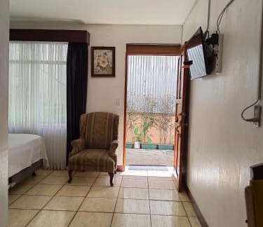 Alajuela Apartment | Casa Mariana