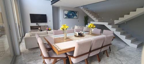 Crucecita Apartment | Casa Marlin