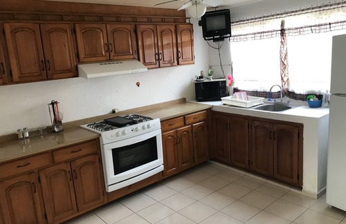 Ecatepec de Morelos House | Casa Matlatlkali cerca de Zonas Arqueológicas y Parques Temáticos