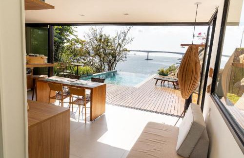 Centro de Vila Velha House | Casa Mirante in Espirito Santo-SH095