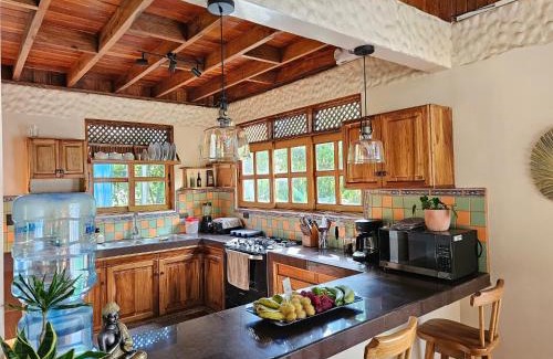 Puerto Viejo de Talamanca House | Casa Mirasol