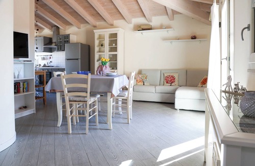 Lonato del Garda Apartment | Casa Monia By Case al Lago