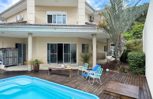 Barra da Lagoa House | Casa na Barra da Lagoa a 500 metros do Mar - LDI003