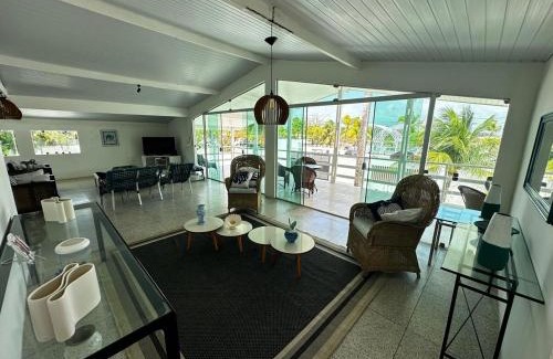 Salinopolis House | Casa na Frente da Praia do Maçarico