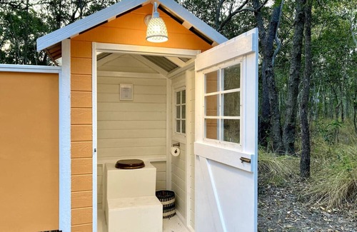 Captain Creek Cabin | Casa Naranja | Off-grid Hideaway Agnes Water 1770