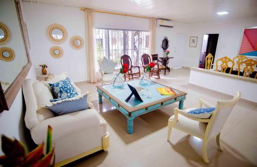 Riohacha House | Casa Nora Alojamiento Entero, 4 Habitaciones Capacidad Máxima 9 huéspedes