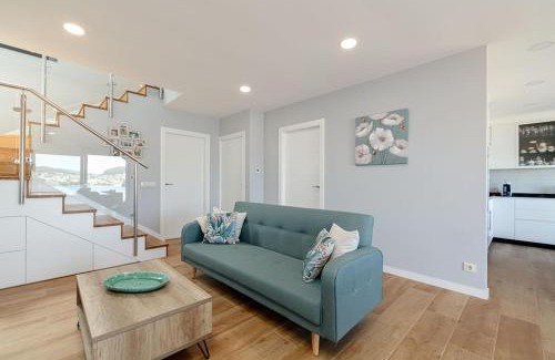 San Adrian de Cobres House | Casa nueva con piscina y vistas al mar