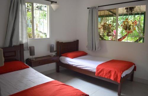 Canaveral House | Casa Oasis de colibri