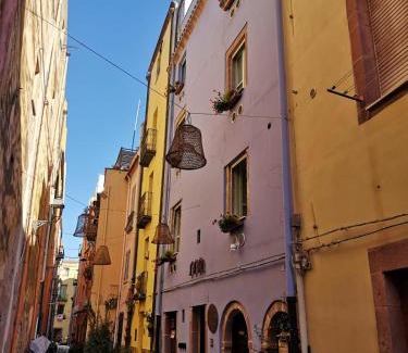 Bosa Historic Centre House | Casa Pagiò