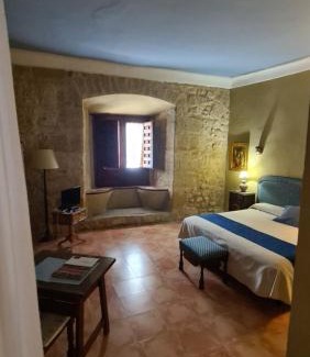 Huete Hotel | Casa Palacio Conde de Garcinarro