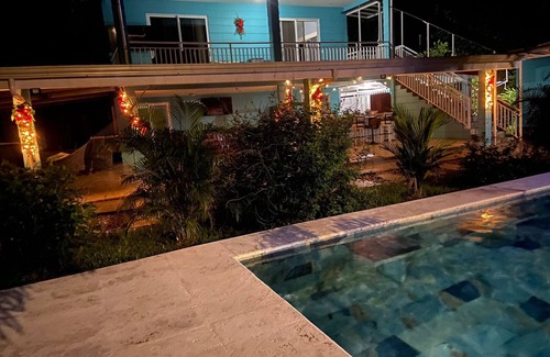 Cocles Ski Chalet | Casa Paraíso Tropical With A/C at the rooms