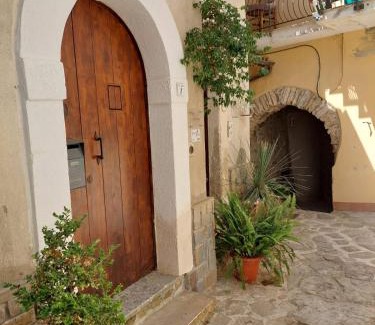 Castellabate Historic Centre House | Casa Petra