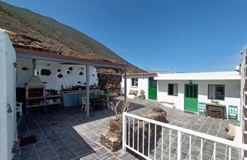 Los Llanillos House | Casa Piruca