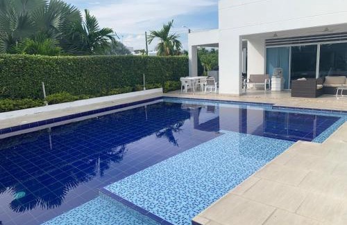 Flandes House | Casa Piscina Girardot Condominio Campestre