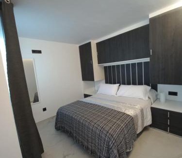 La Catedral Apartment | Casa Puerta de Almodovar