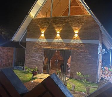 Atyra House | Casa Quinta Jurumi de La Mala Junta