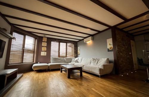 Varna Apartment | Casa Raya