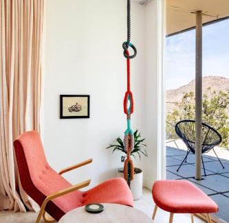Joshua Tree Highlands House | Casa Rocosa I Midcentury Home on 5 Private Acres Near Park