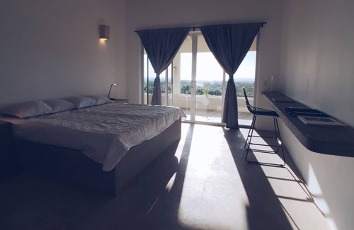 Los Pargos House | CASA ROMEO