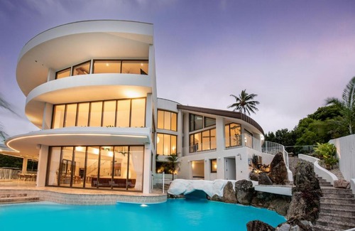 Hamilton Island House | Casa Rotunda on Hamilton Island by HIHA