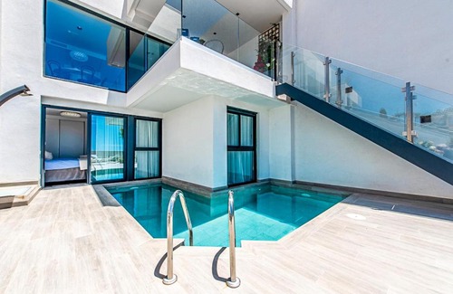 Chimenea Villa | Casa Royal