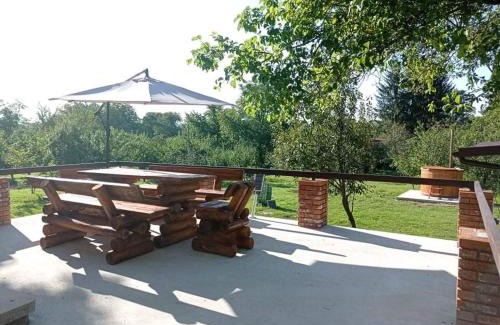 Campina House | Casa rurală cu livadă LavAndra