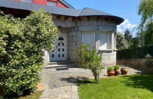 Santa Cruz de Pinares House | Casa Rural Entrepinos