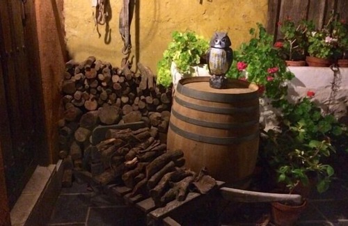Santibanez de Valcorba Cabin | Casa Rural los Aperos for 6 people
