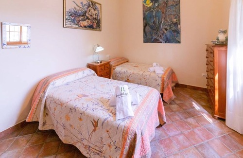 Carmona Villa | Casa Rural Oregano Carmona by Ruralidays