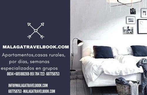 La Cala del Moral Apartment | Casa Rural villa con piscina y parking olias 12