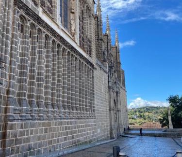 Toledo City Center House | Casa San Juan de los Reyes