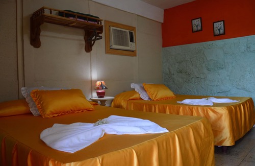 Municipality of Cienaga de Zapata House | Casa Santico y Damari