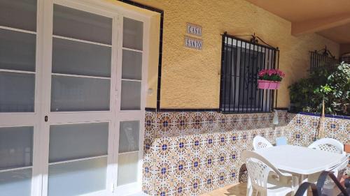 La Cala del Moral Apartment | CASA SANTO a 2 minutos de la playa a pié y parking gratuito