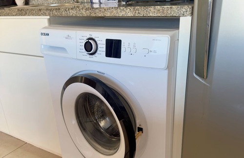 Hato Apartment | Casa Sirena – New Oceanview Near Top Dive Boats & Water Taxi ~ October 17 Avail