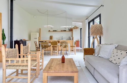 Gouville-sur-Mer House | Casa Sitha magnifique maison de vacances de 110m2 à proximité des plages