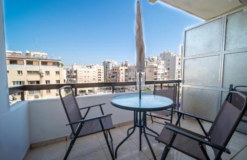 Neapolis Apartment | Casa Sol 3BR Apartment, Balcony, 5Gbps WiFi, Walk to Beach, Promende & Shops